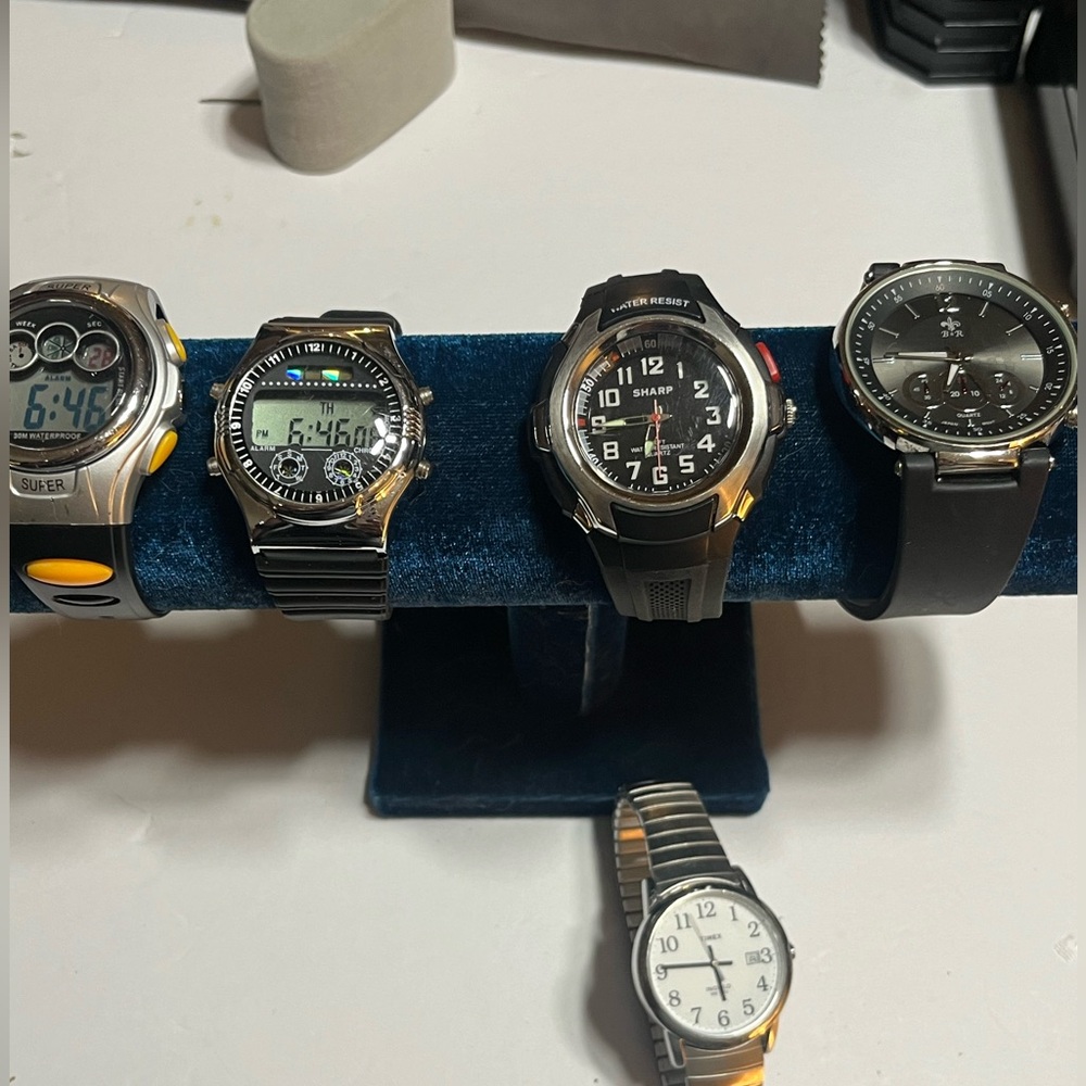 Mens watch lot